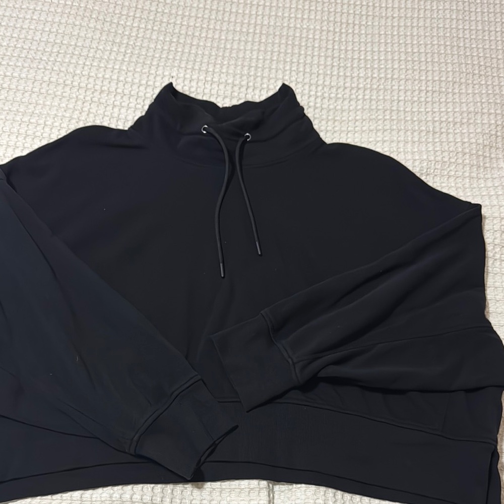 Chic Black Sweatshirt